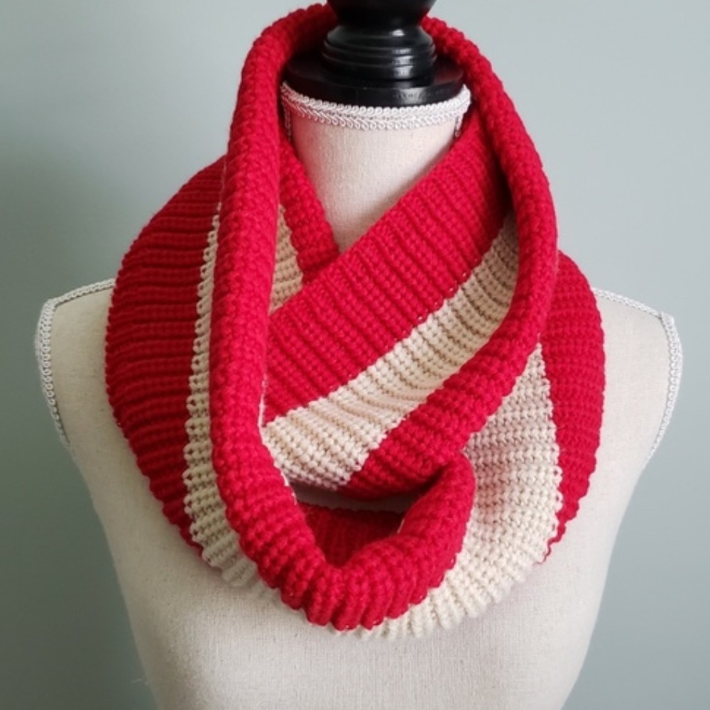 Lulus infinity scarf